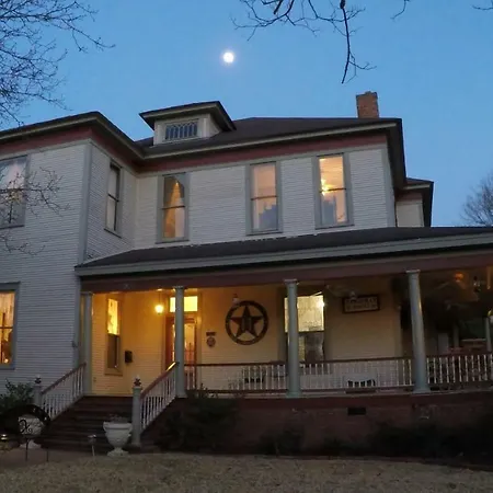 Hardeman House Bed And Breakfast-2